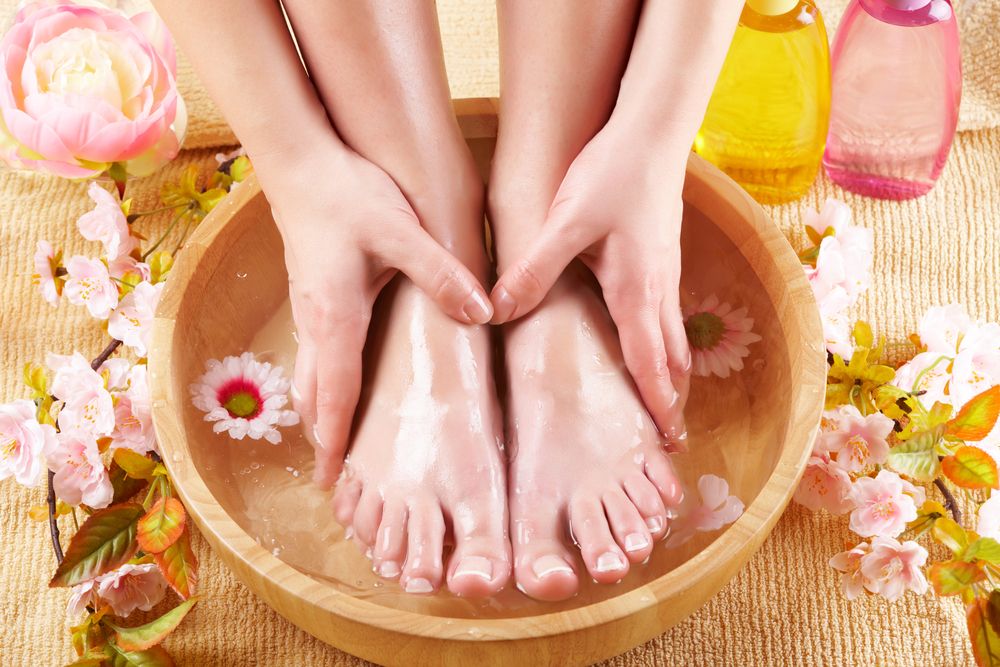 Kết hợp với các hình thức massage, bấm huyệt khác